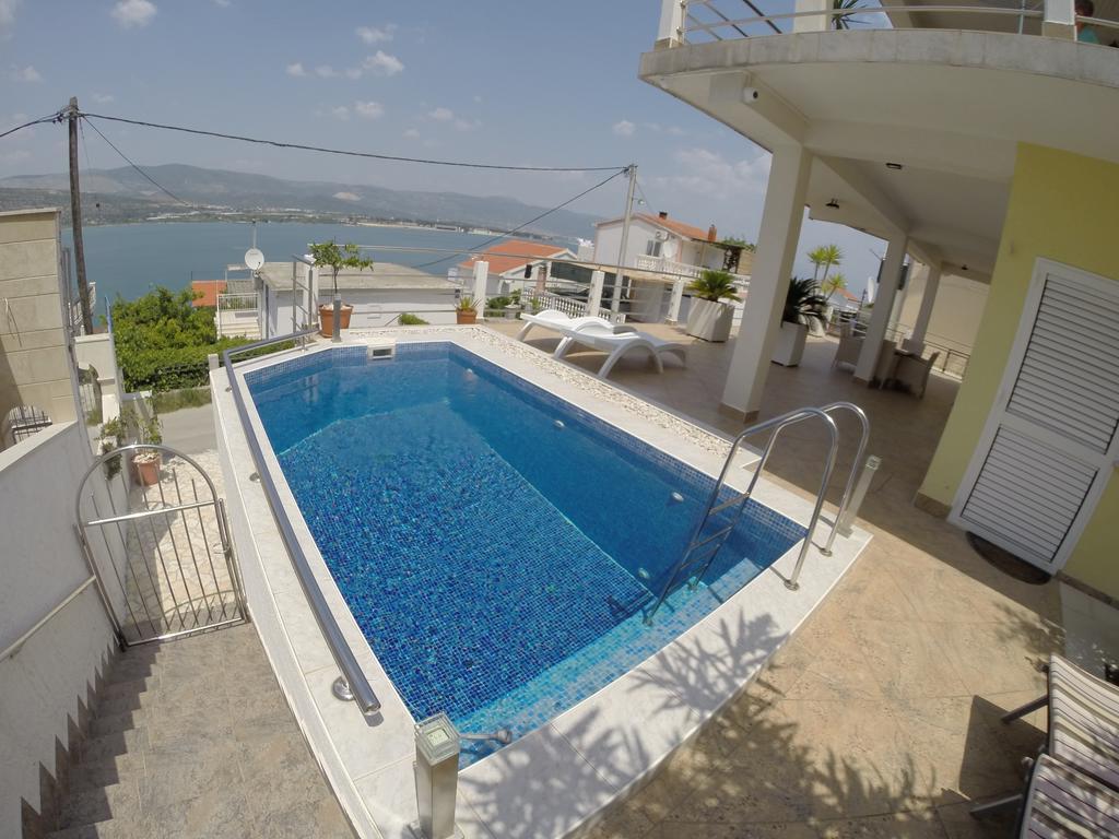 Palace View Trogir Exterior photo