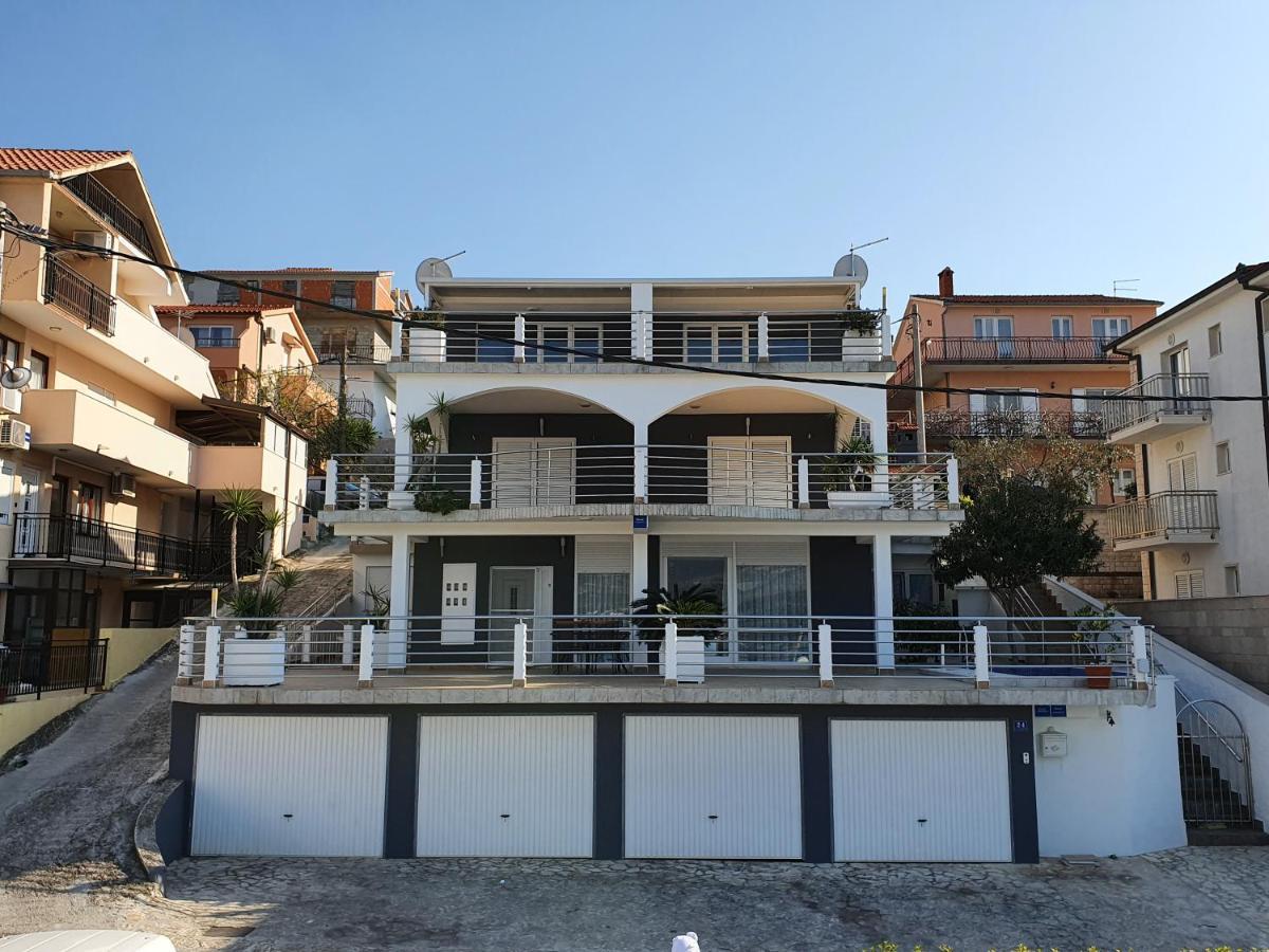 Palace View Trogir Exterior photo